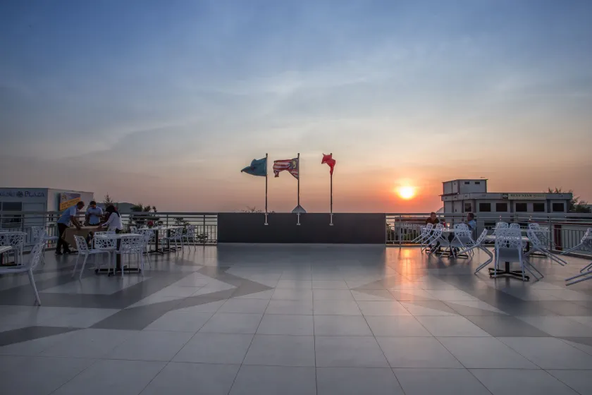 Hotel Adya Express Chenang - Image 1