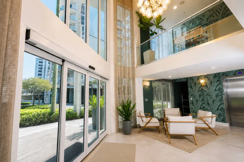 Habitat Brickell - Lobby
