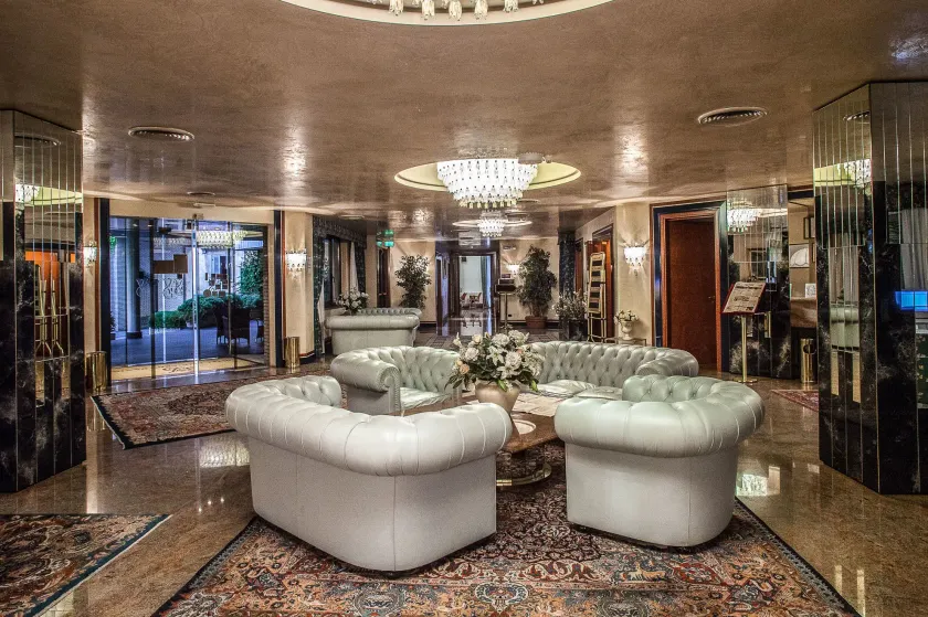 Hotel Leonardo Da Vinci - Image 1