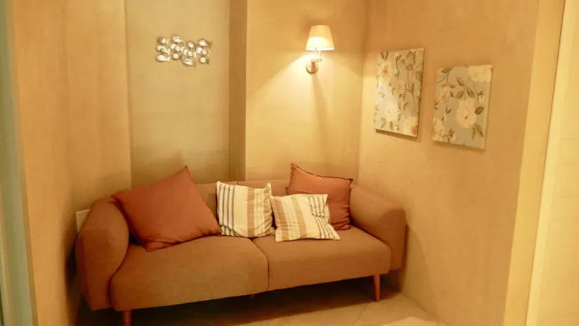 White Lilac Romantic B&B - Adults only - Sitzecke in der Lobby