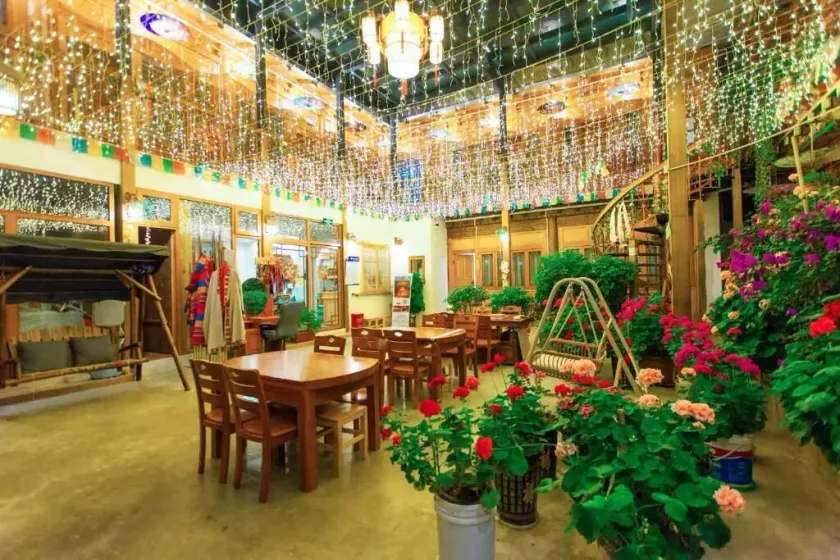 The Peak Living - Image 1