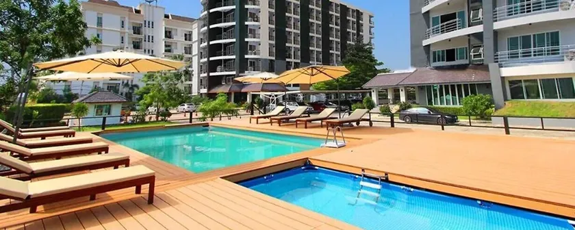 The Leisure Hotel - Image 1