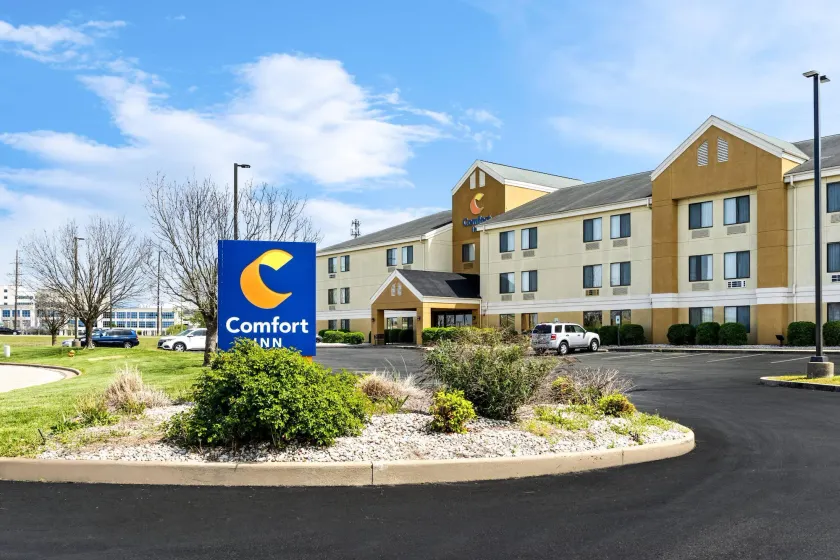 Comfort Inn Evansville East - Image 1