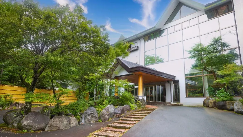 Fuji Yamanakako Hotel - Image 1