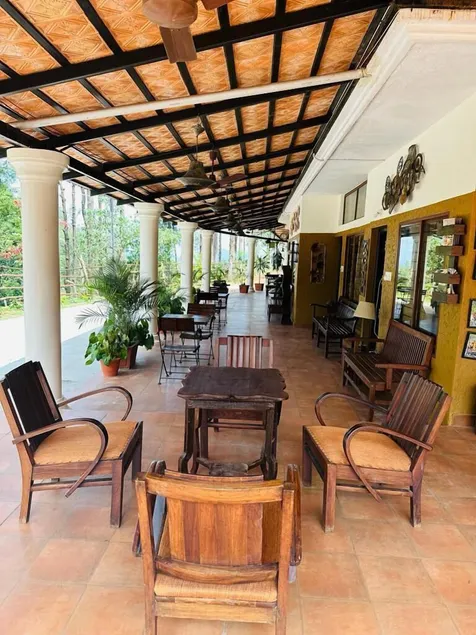 Nature Nirvana Chikmagalur Farmhouse - Balkon