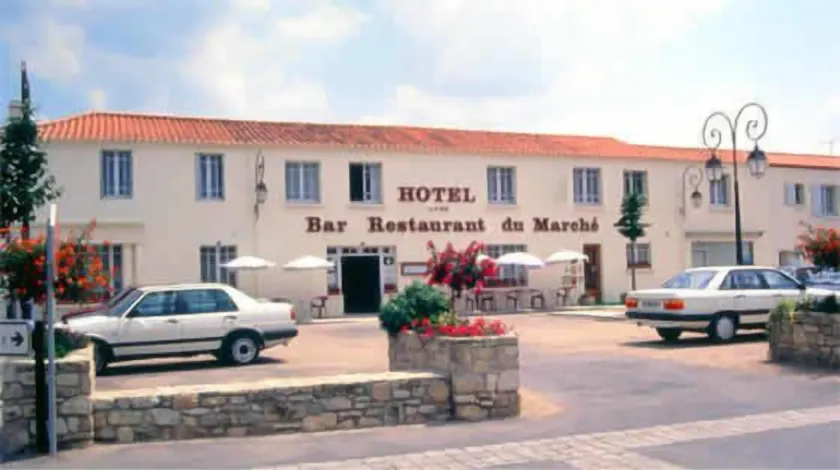 Hôtel du Marché - Image 1