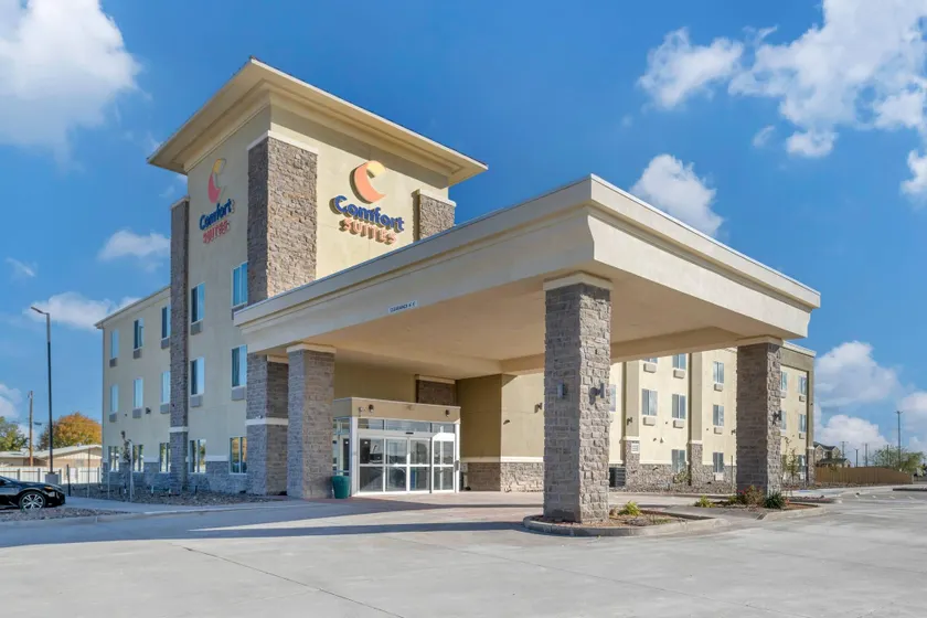 Comfort Suites Pecos - Image 1