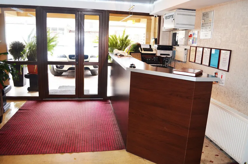 Hotel Premier - Image 1