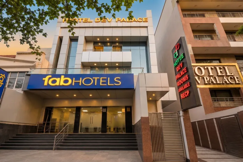 FabHotel Dev Palace II - Nr Ashok Vihar - Image 1