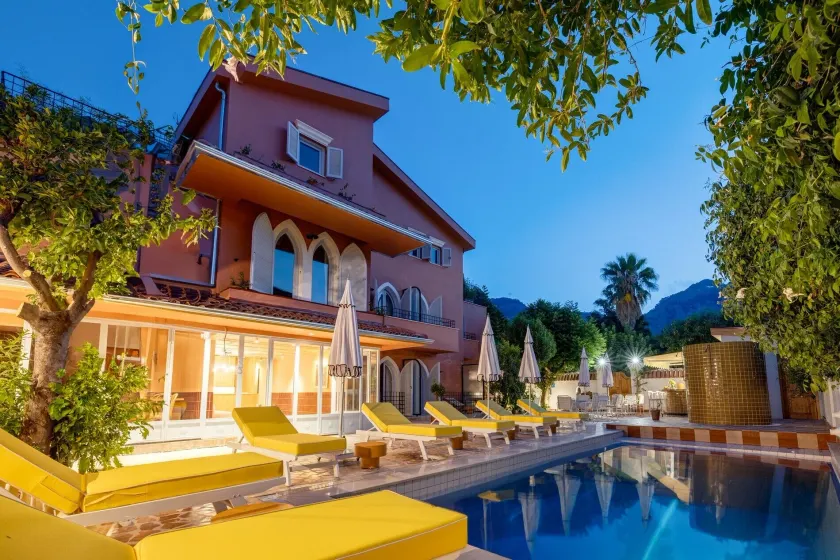 Yonca Anjelika Otel - Image 1