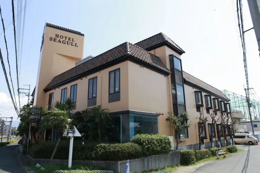 Hotel Seagull - Image 1