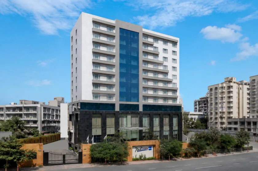 Radisson Blu Hotel Ahmedabad - Image 1