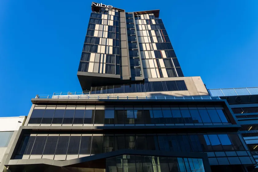 Vibe Hotel Hobart - Image 1