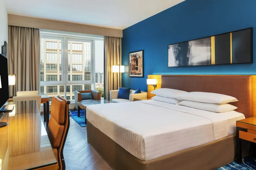 Four Points by Sheraton Bur Dubai - Image 1
