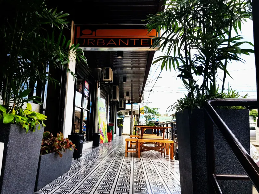 Urbantel Hotel - Image 1