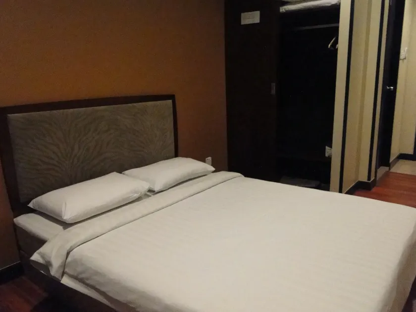 Hotel Sadong88 - Image 1