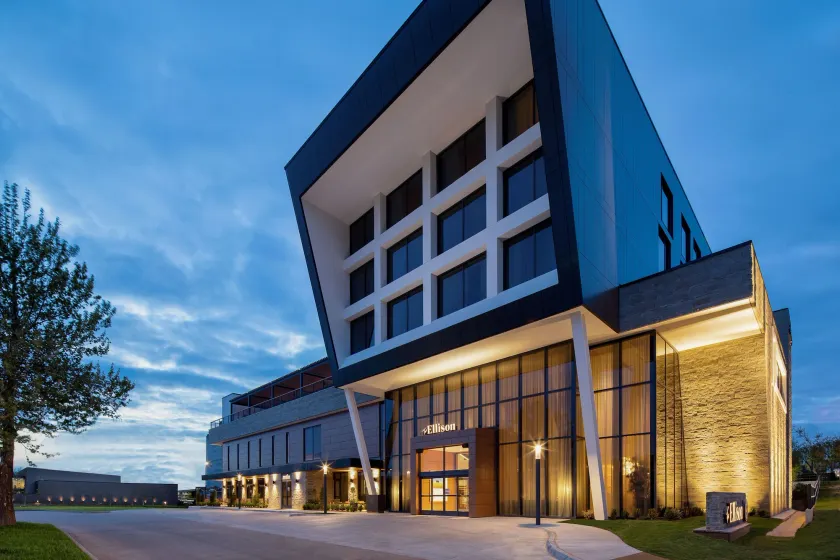 The Ellison, Oklahoma City, a Tribute Portfolio Hotel - Image 1