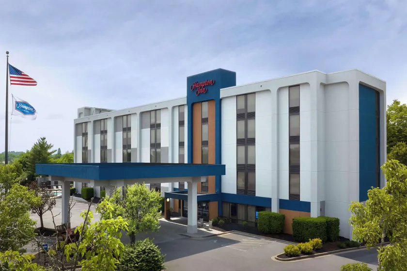 Hampton Inn Beckley - Image 1