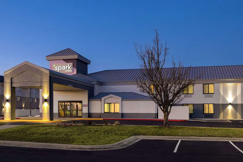 Spark by Hilton Bentonville - Image 1