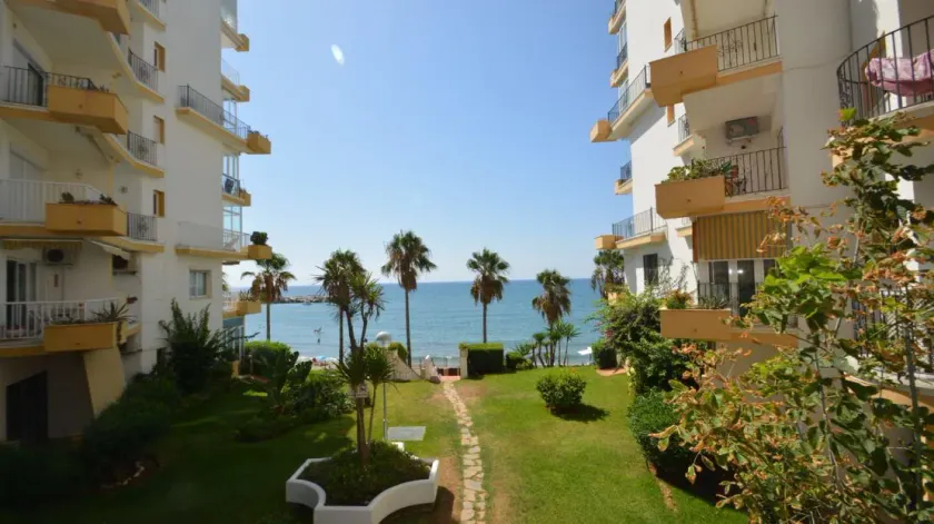 Marbella del Mar II Beachfront Family Home - EaW Homes - Image 1