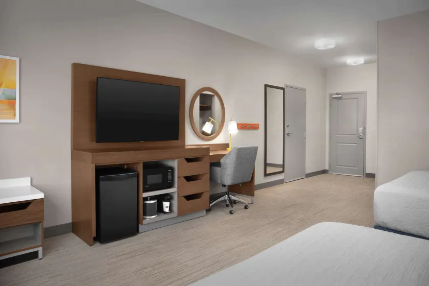 Hampton Inn & Suites Williston - Image 1