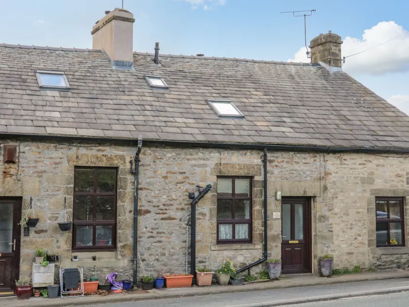 Watershed Cottage - Image 1
