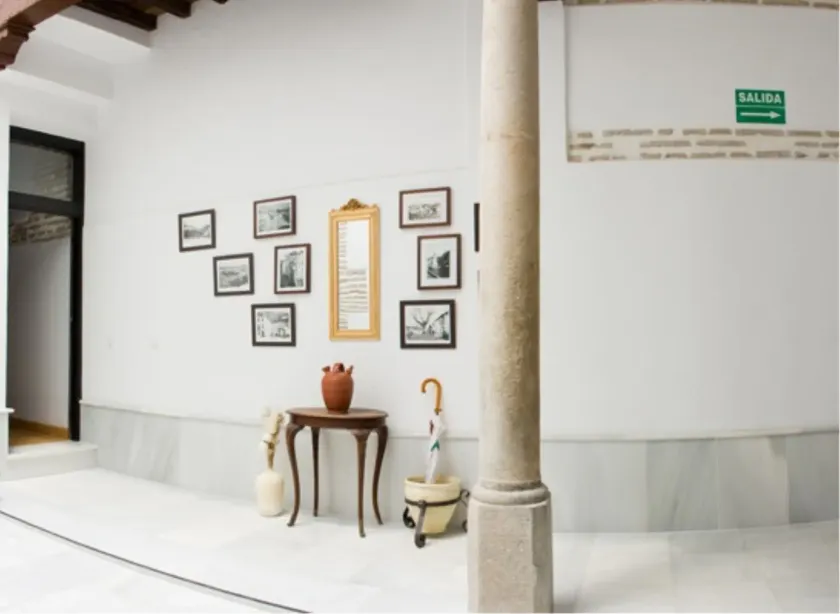 El Granado Hostel - Hall