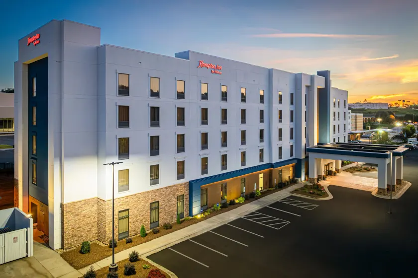 Hampton Inn Hickory - Image 1