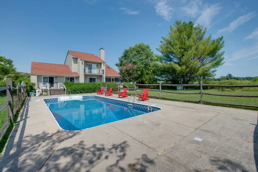 Lottsburg House w/ Private Pool + Fireplace - Image 1