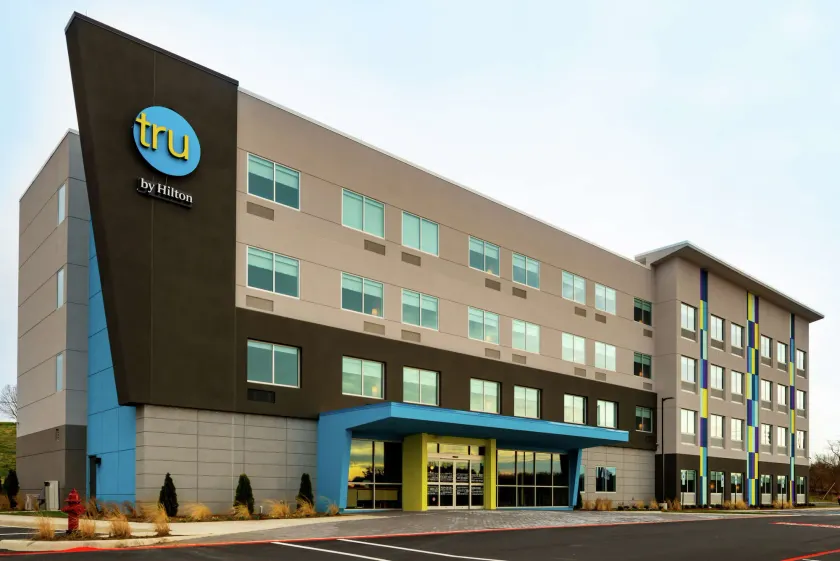 Tru By Hilton Staunton - Image 1