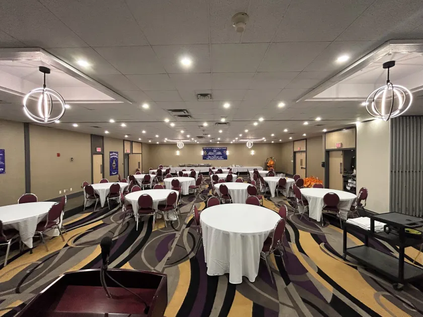 Ramada by Wyndham Trenton - Image 1