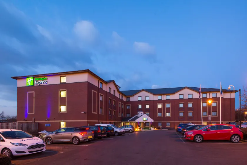 Holiday Inn Express Bristol Filton by IHG - Image 1