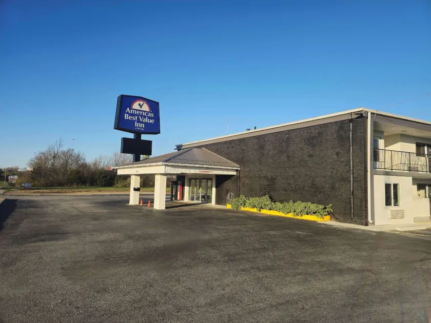 Americas Best Value Inn - Elizabethtown - Image 1