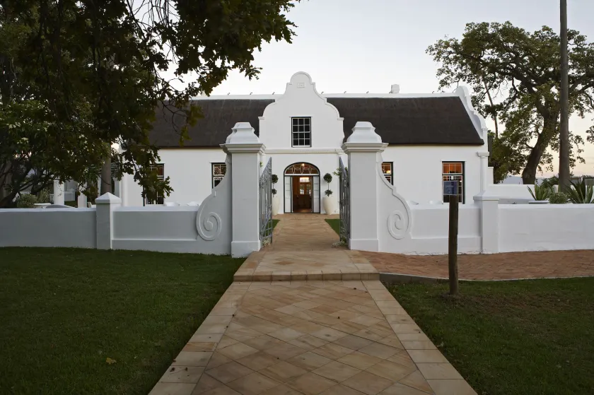 Allèe Bleue Wine Estate - Image 1