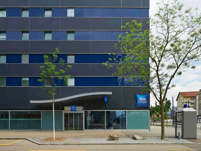ibis budget Zurich City West - Image 1