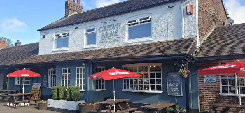 The Crewe Arms Hotel - Image 1