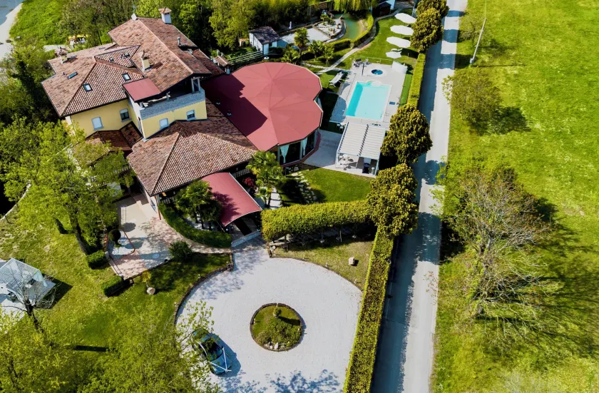 Villa Riviera Hotel Udine - Image 1
