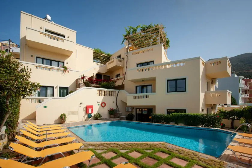 Villiana Holiday Apartments - Image 1