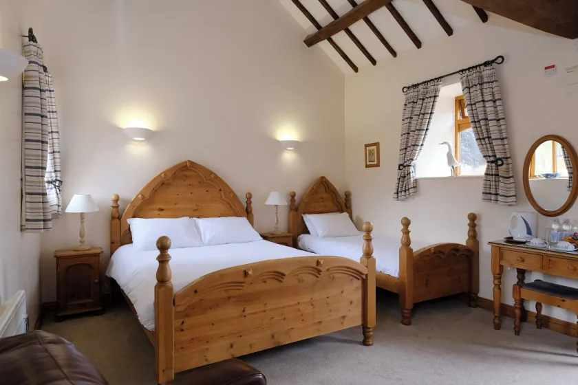 Church Farm Lodge - Image 1