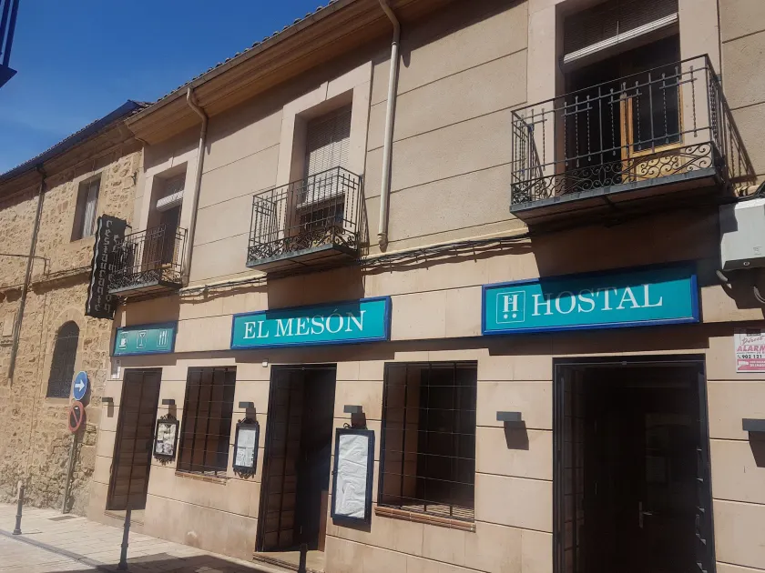 Hostal EL MESON - Image 1