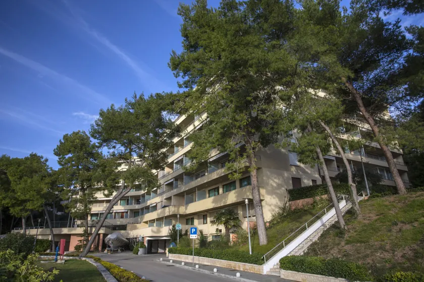 The Residence Aparthotel - Image 1