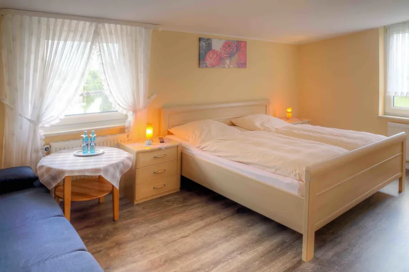 Zum Alten Fährhaus - Bed & Breakfast - Image 1