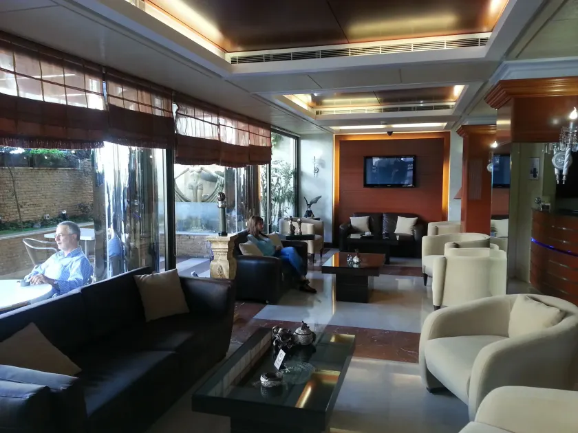 Duroy Hotel By Beverly - Image 1