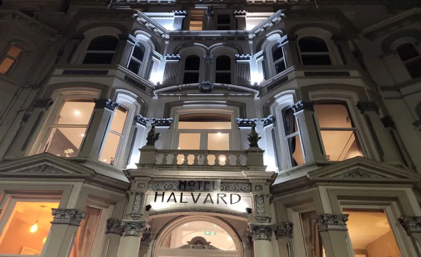 Halvard Hotel - Image 1
