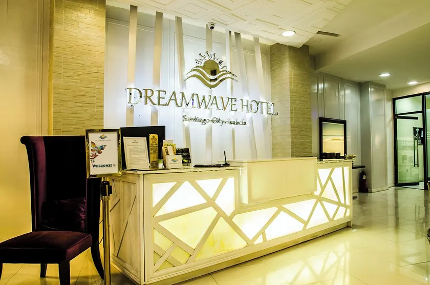 Dreamwave Hotel Santiago - Image 1