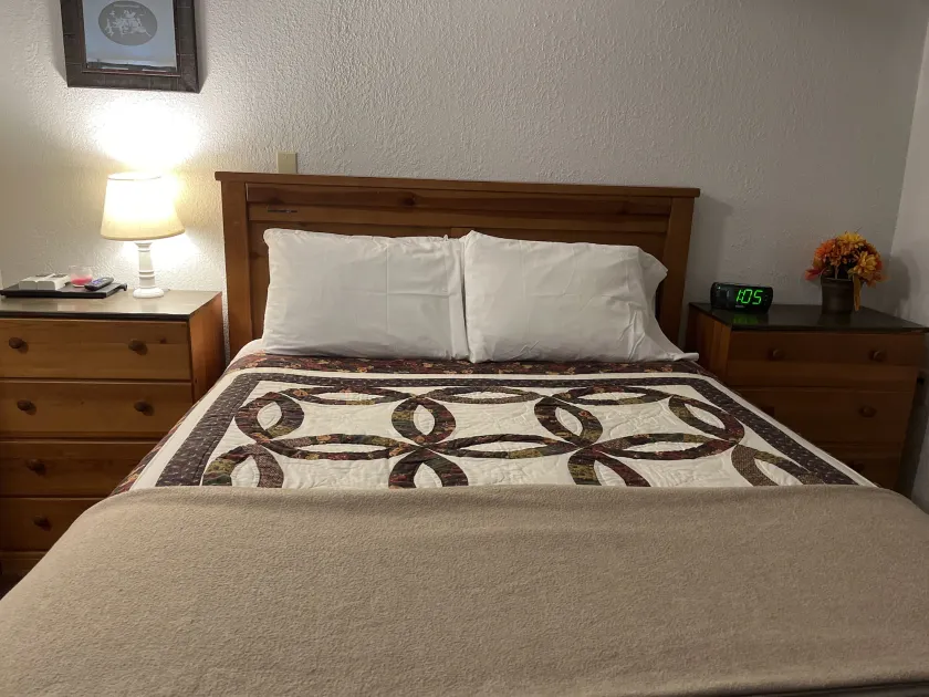 Musky Joes Twin Pines Resort - Image 1