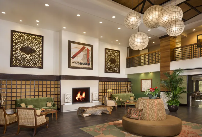 Ayres Hotel Orange - Image 1