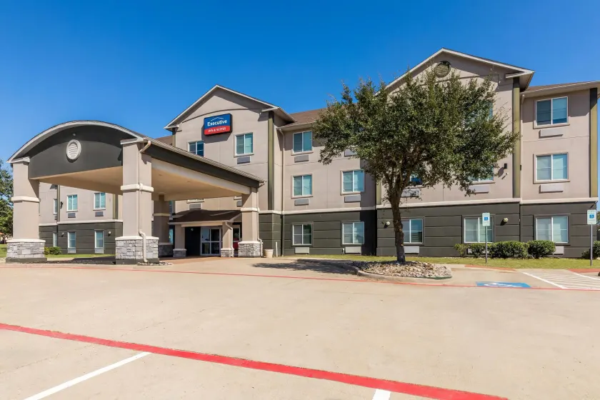Quality Inn & Suites - Marlin - Image 1