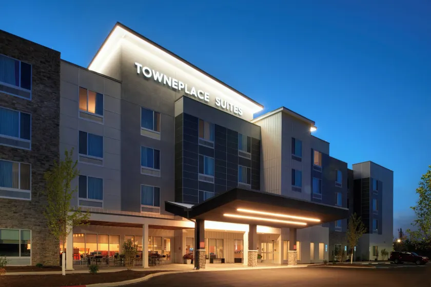 TownePlace Suites by Marriott Cleveland Solon - Image 1