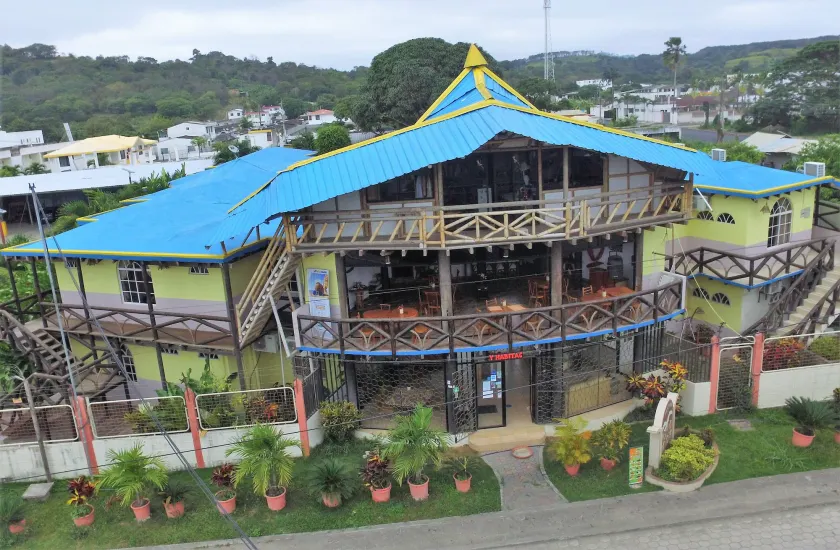 Hotel Puerto Gaviota - Image 1